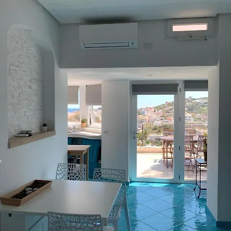 Apartment Sweet Pina *